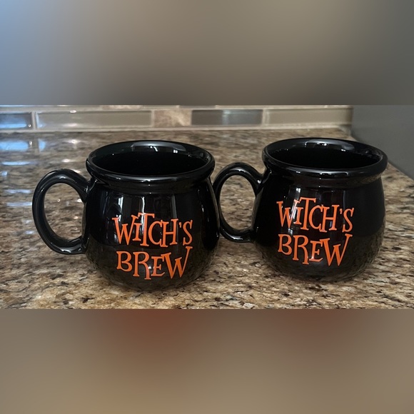 5 Halloween Mugs, 2 Cauldron Witch's
Brew mug, 3 Orange Jack O Lantern Mug - Picture 3 of 11